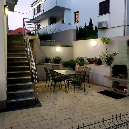 Karlo Apartamento *